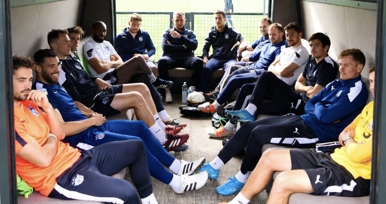Soccer team using PitchEquipment shelter during match